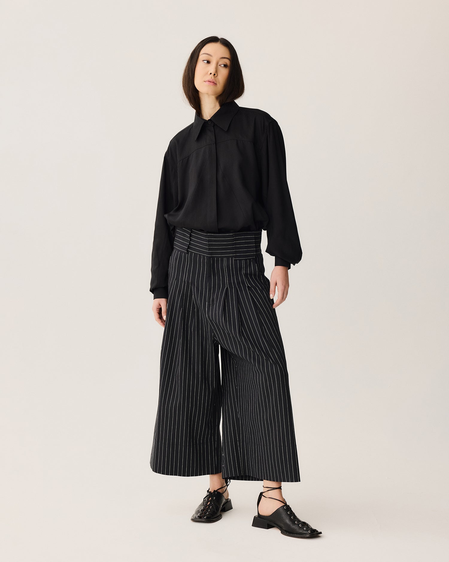 Calça Pregas 2.0 Listrada