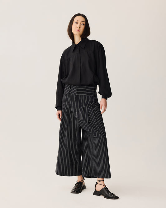 Calça Pregas 2.0 Listrada