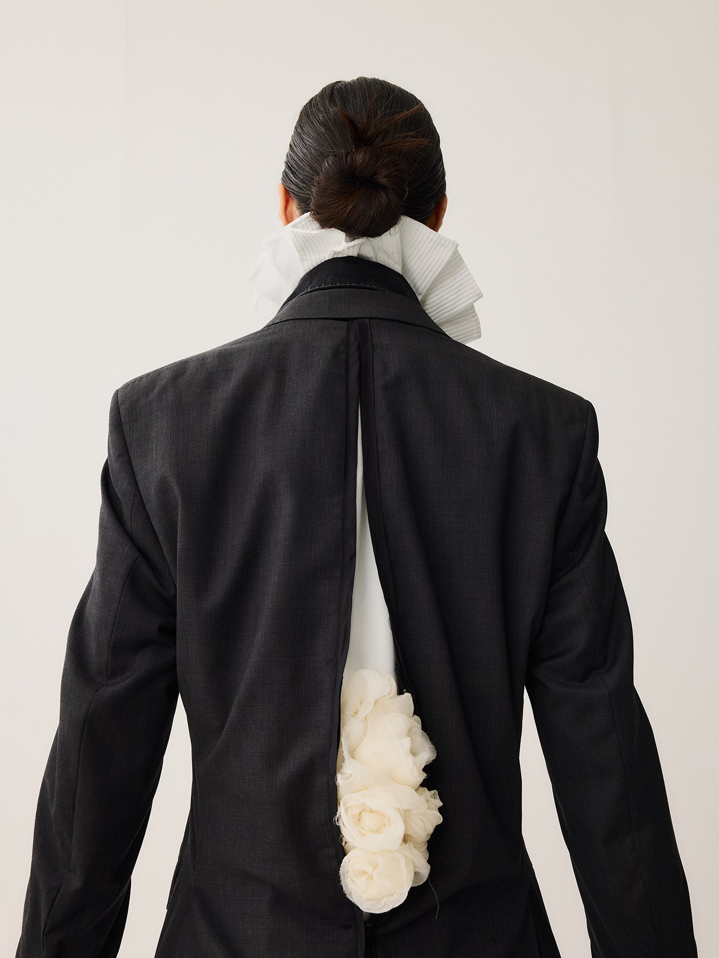 BLAZER KOKUHAKU (告白) 02
