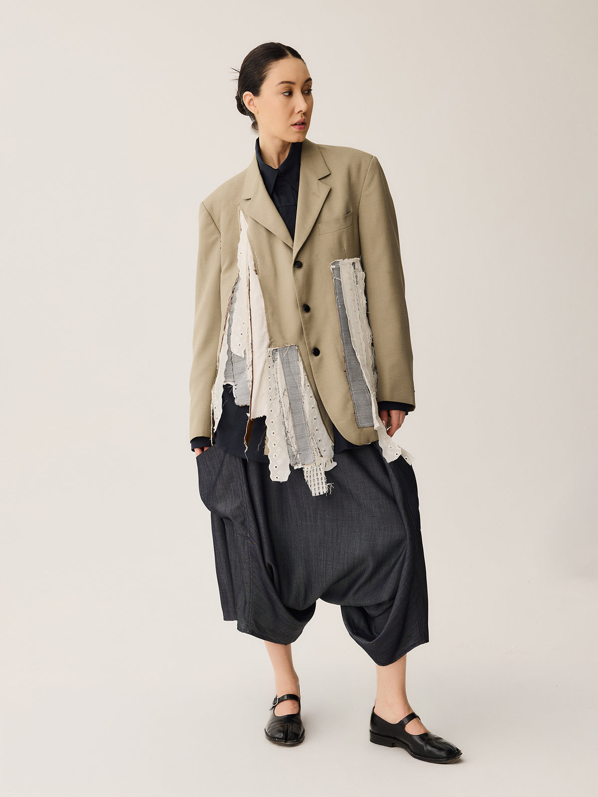 BLAZER KOKUHAKU (告白) 01