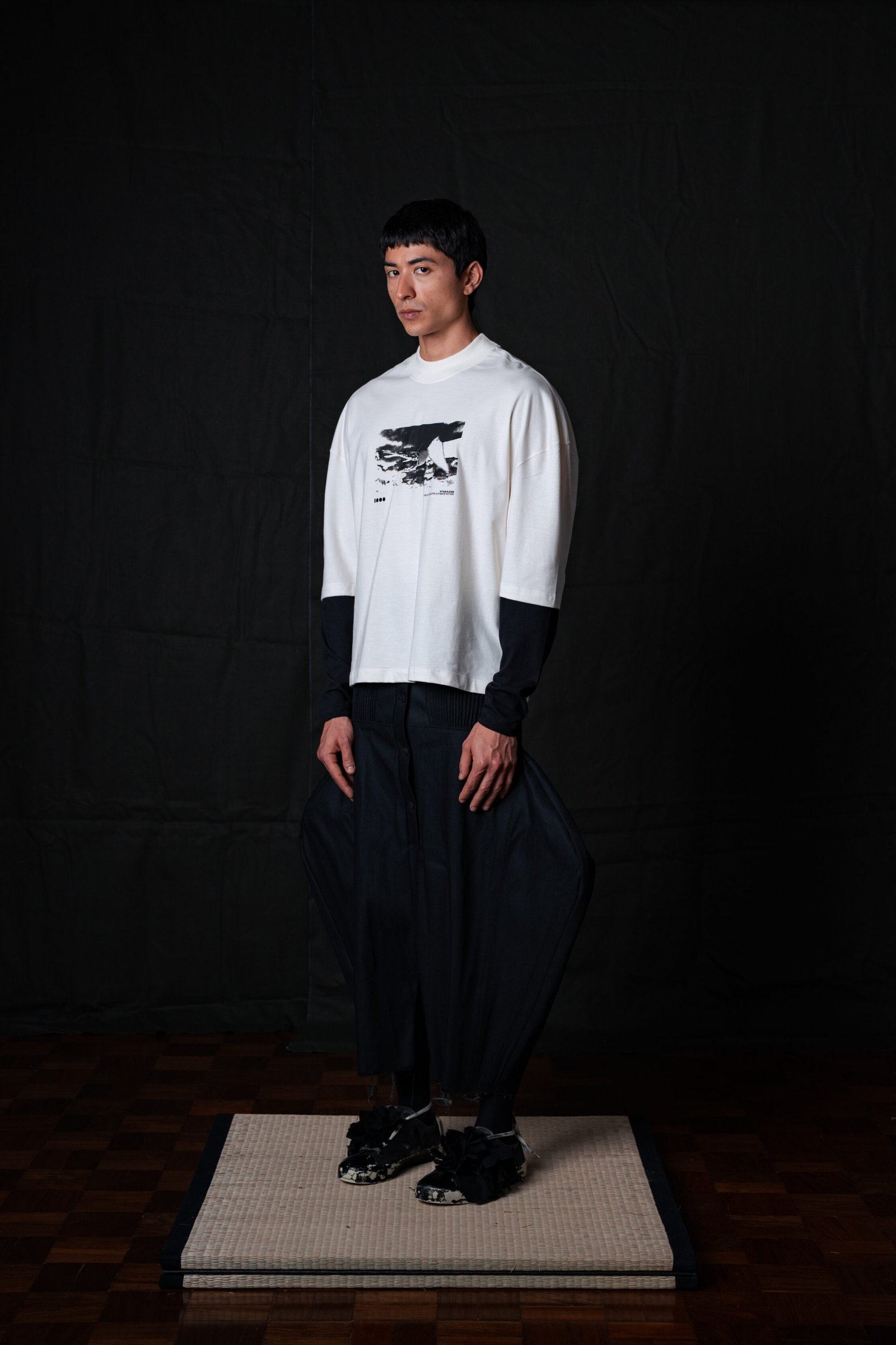 Camiseta THE FUTURE IS THE ULTIMATE FICTION